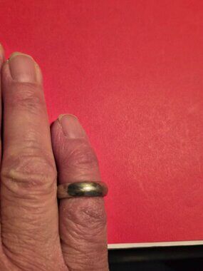 Vintage 18K White Gold Wedding Ban